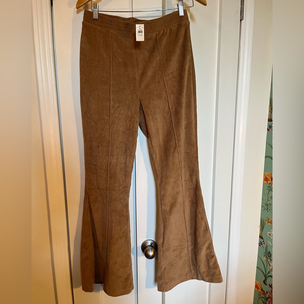 Aerie NEW WITH TAGS Stretch High Waisted Corduroy Flare Stretch Pants M